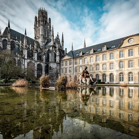 Aux Jardins De L'Hotel De Ville - Appartement Hypercentre Avec Parking Prive Руан Экстерьер фото
